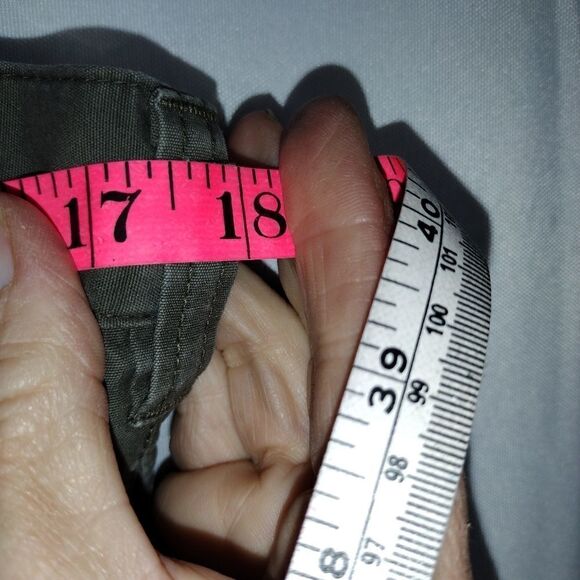 Eddie Bauer shorts  - Picture 4 of 4